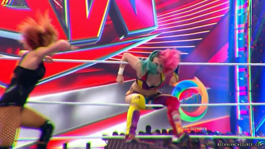 beckyraw20220523_00_00_25_15_Still036.jpg