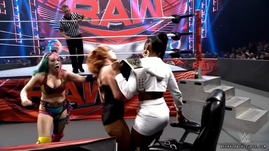 beckyraw20220523_00_00_50_15_Still079.jpg