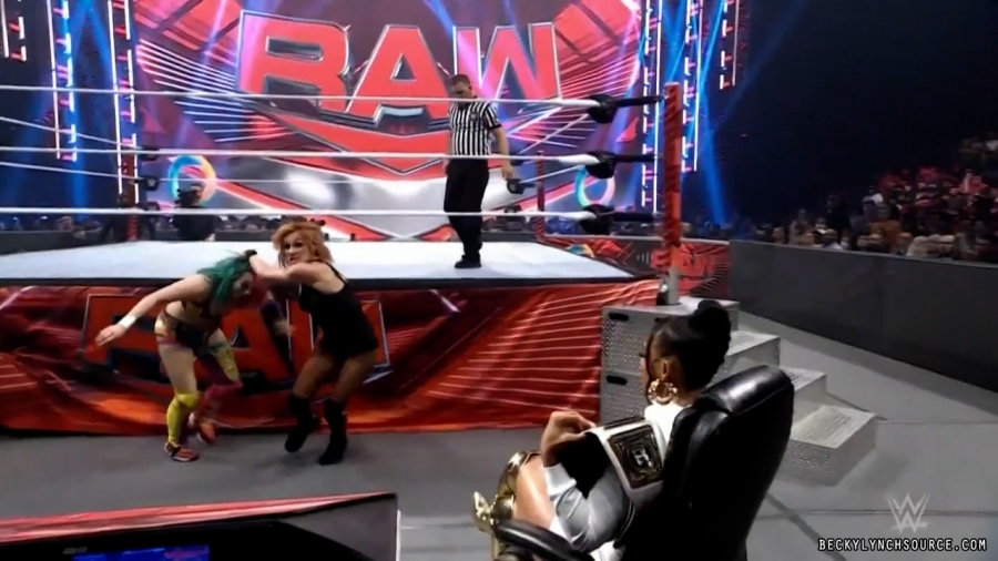 beckyraw20220523_00_00_56_15_Still089.jpg