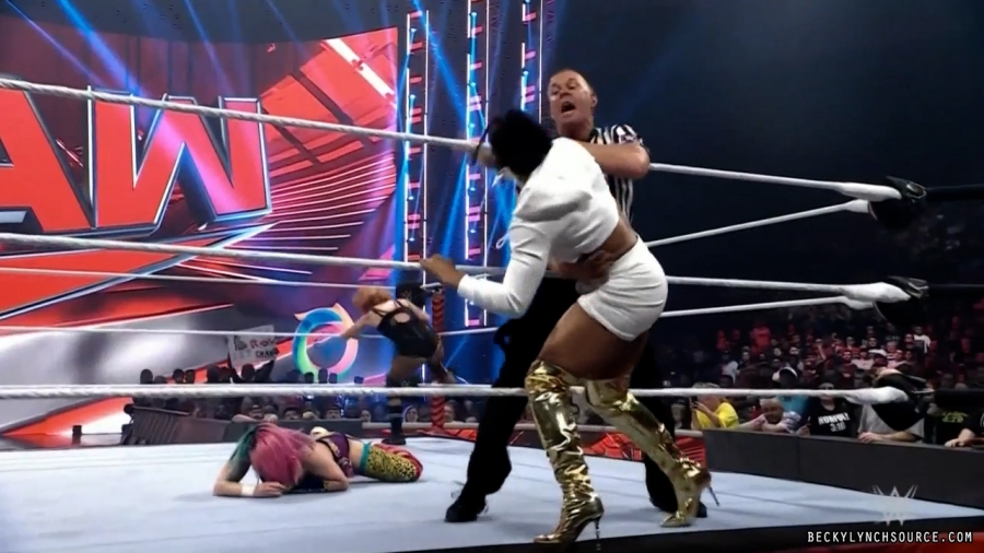 beckyraw20220523_00_01_02_15_Still096.jpg