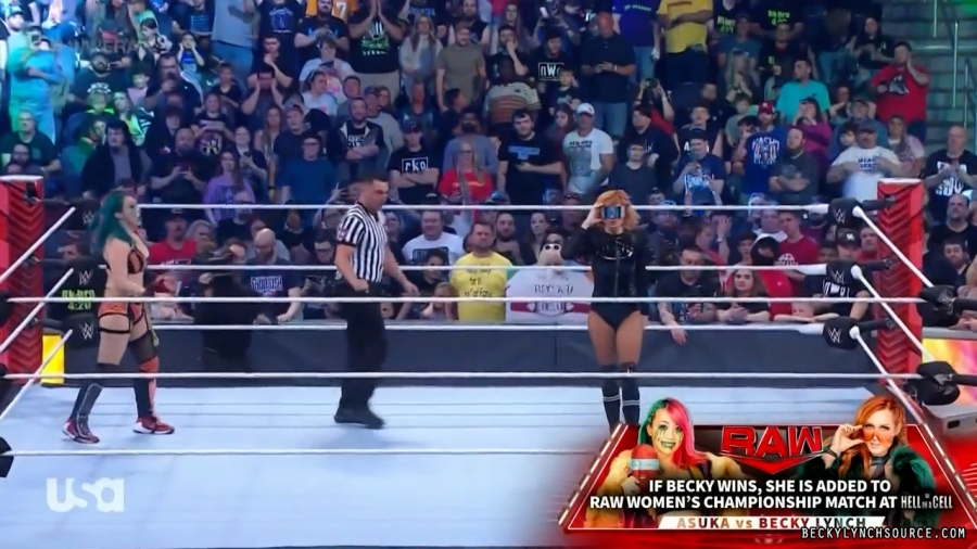 beckyraw20220523_00_04_01_15_Still376.jpg