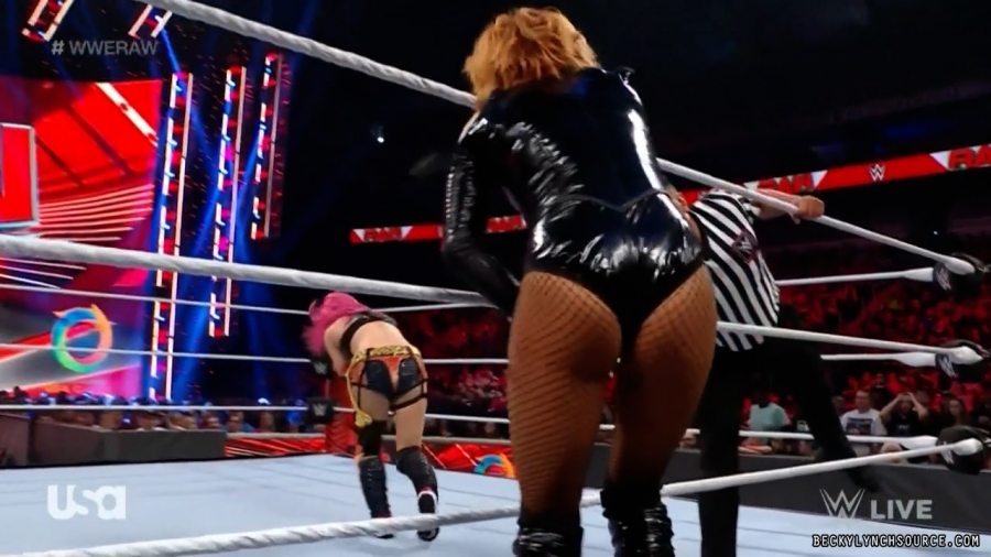beckyraw20220523_00_11_34_15_Still1089.jpg