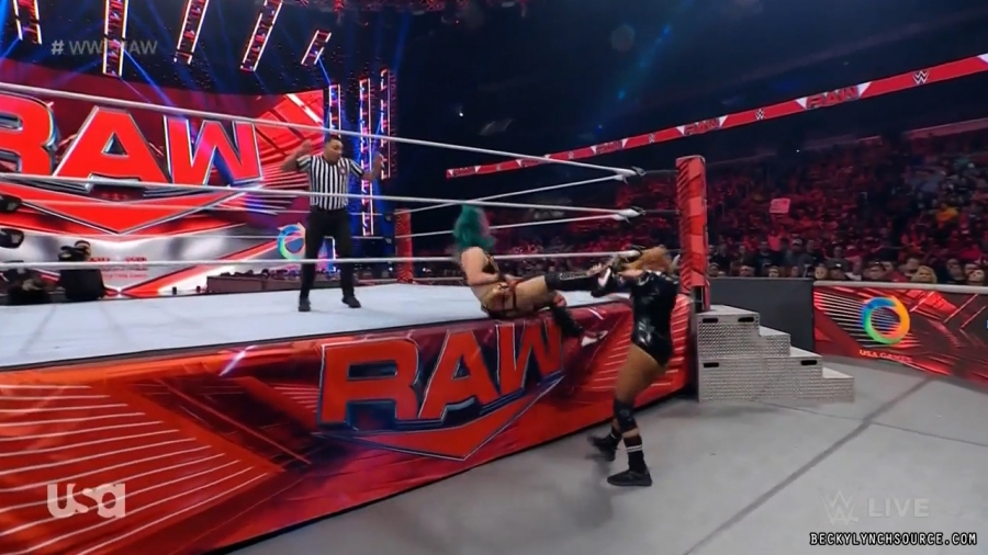 beckyraw20220523_00_11_47_15_Still1110.jpg