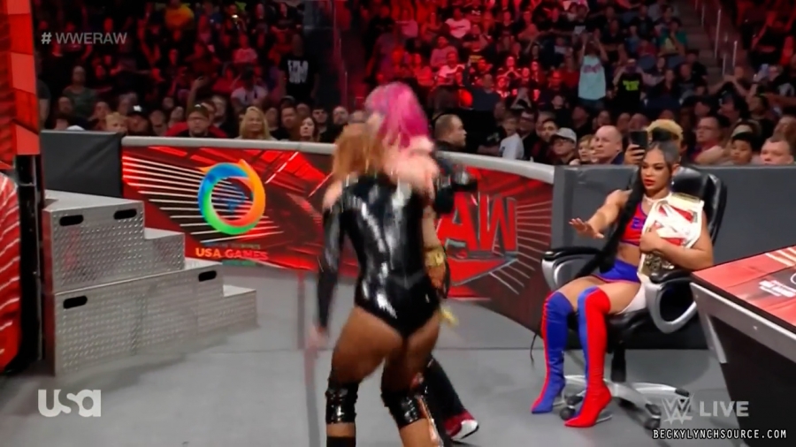beckyraw20220523_00_11_58_15_Still1132.jpg