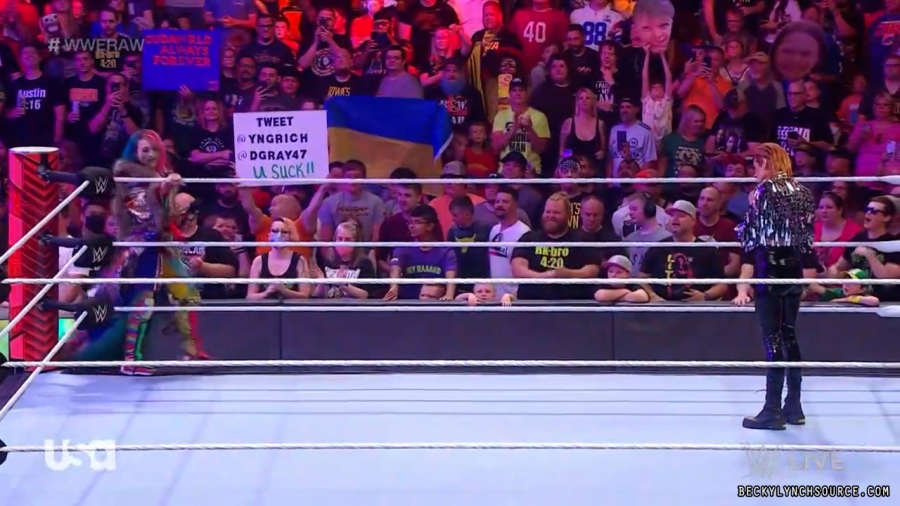 beckyraw20220530_00_06_22_15_Still590.jpg