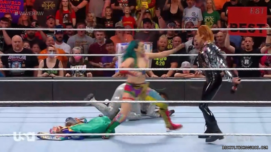 beckyraw20220530_00_09_09_15_Still788.jpg