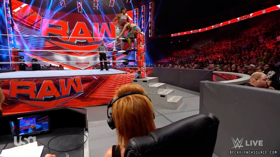 beckyraw20220530_00_17_36_15_Still1010.jpg