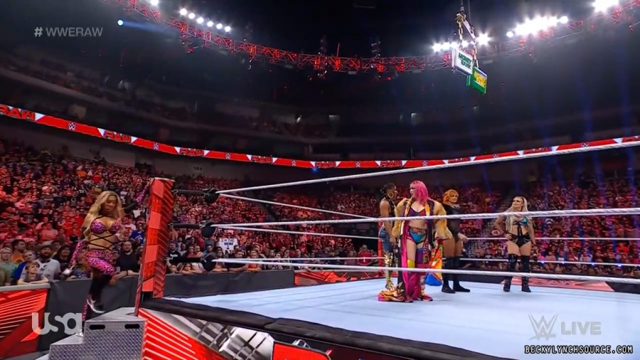 beckyraw20220620_00_03_43_00_Still284.jpg