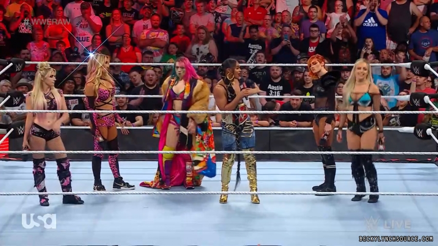 beckyraw20220620_00_05_36_26_Still370.jpg