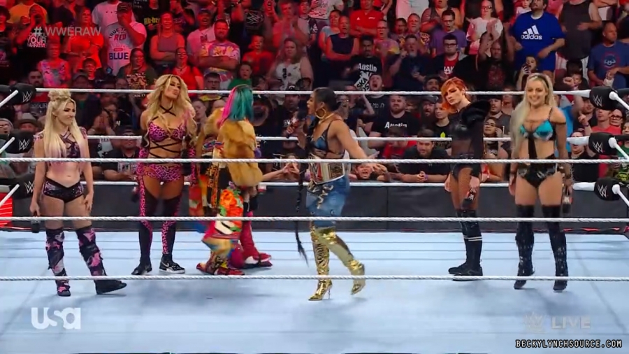 beckyraw20220620_00_05_38_11_Still373.jpg