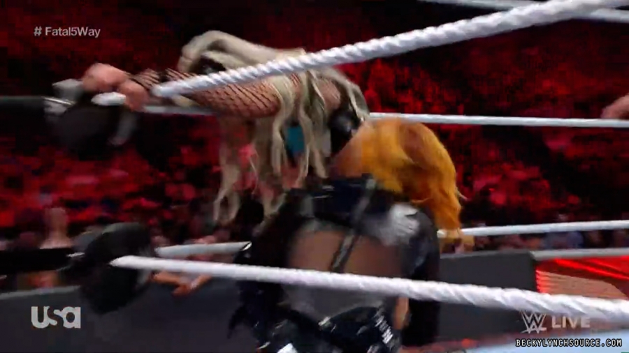 Click to view full size image
==============
beckyraw20220620_00_12_32_15_Still628.jpg beckyraw20220620_00_12_32_15_Still628.jpg