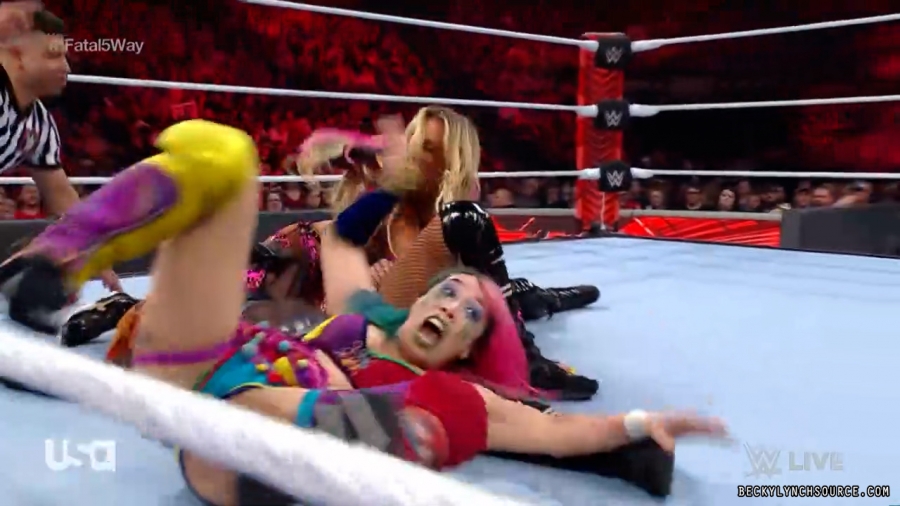 beckyraw20220620_00_12_54_15_Still670.jpg