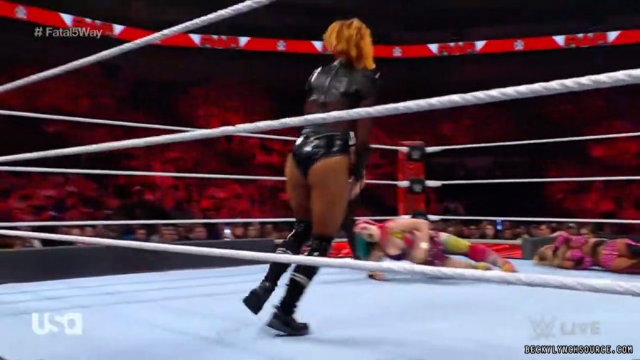beckyraw20220620_00_13_49_15_Still708.jpg