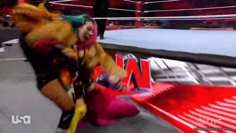 beckyraw20220620_00_21_42_00_Still1217.jpg