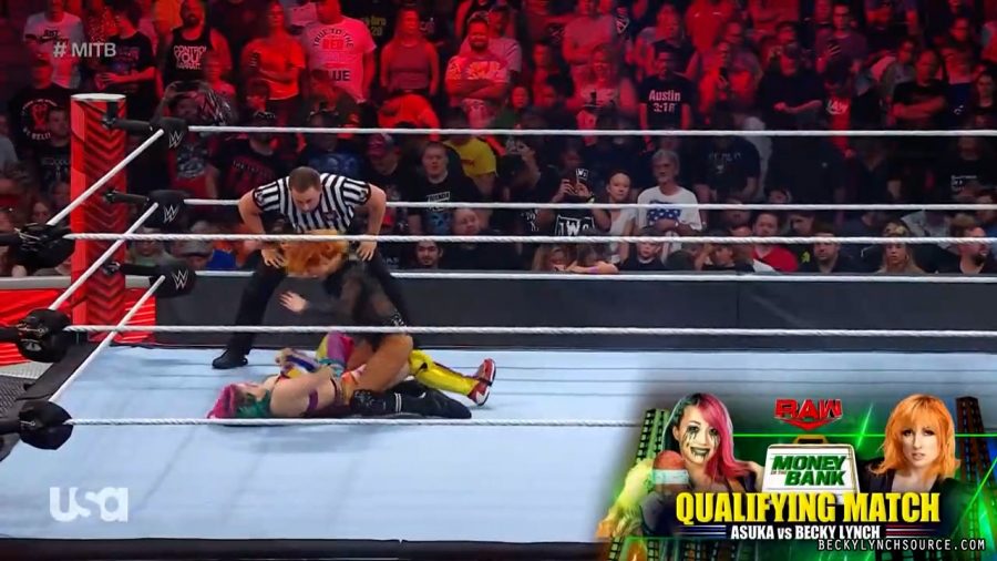beckyraw20220620_00_22_02_15_Still1240.jpg