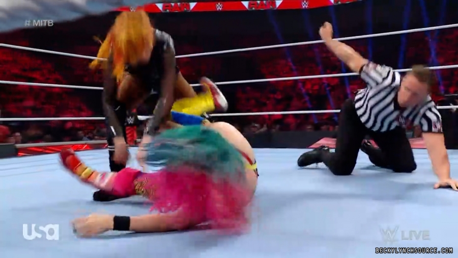 beckyraw20220620_00_22_15_15_Still1266.jpg