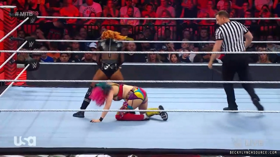 beckyraw20220620_00_22_17_15_Still1270.jpg