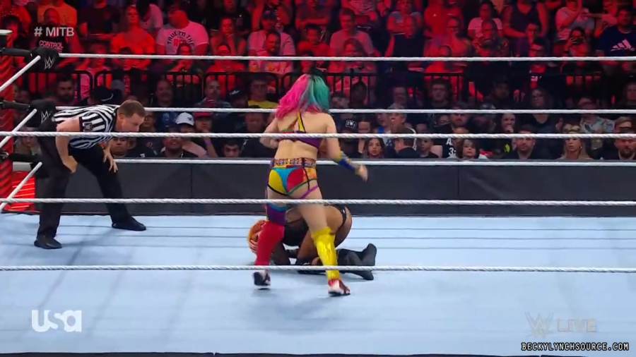 beckyraw20220620_00_22_21_15_Still1278.jpg