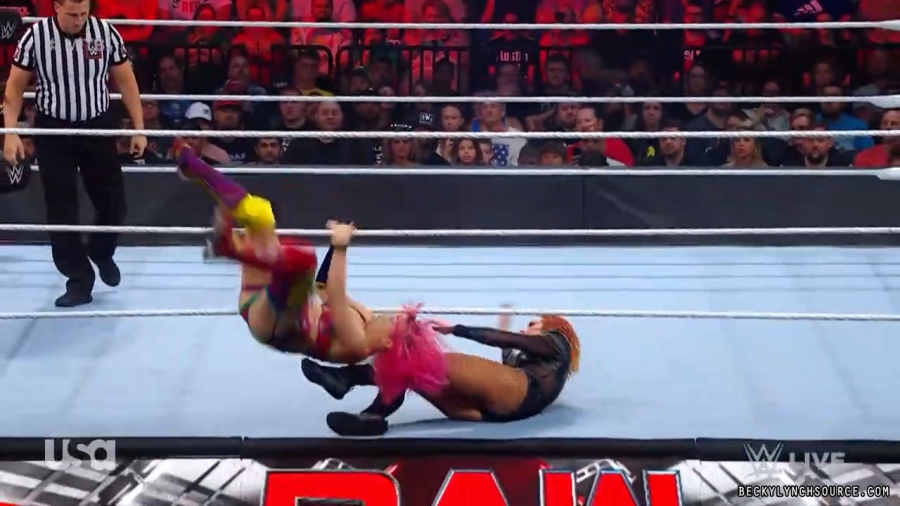 beckyraw20220620_00_22_52_00_Still1326.jpg