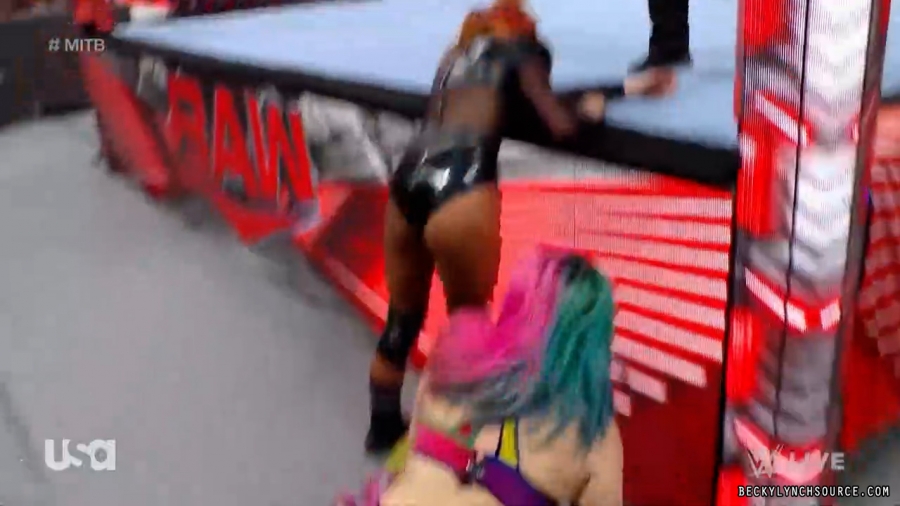 beckyraw20220620_00_23_58_15_Still1418.jpg