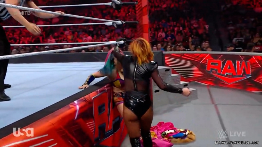 beckyraw20220620_00_24_06_00_Still1433.jpg