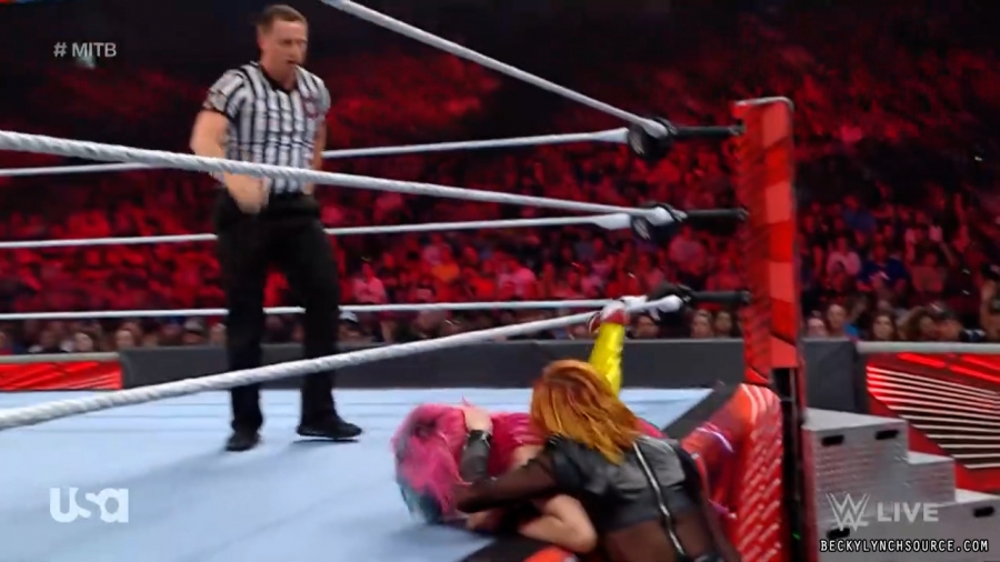 beckyraw20220620_00_24_07_15_Still1436.jpg