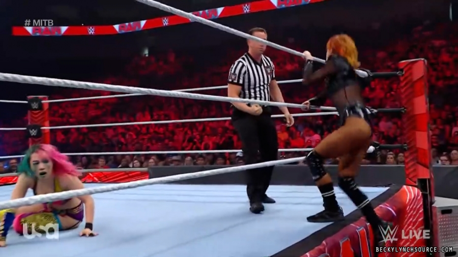 beckyraw20220620_00_24_10_15_Still1442.jpg