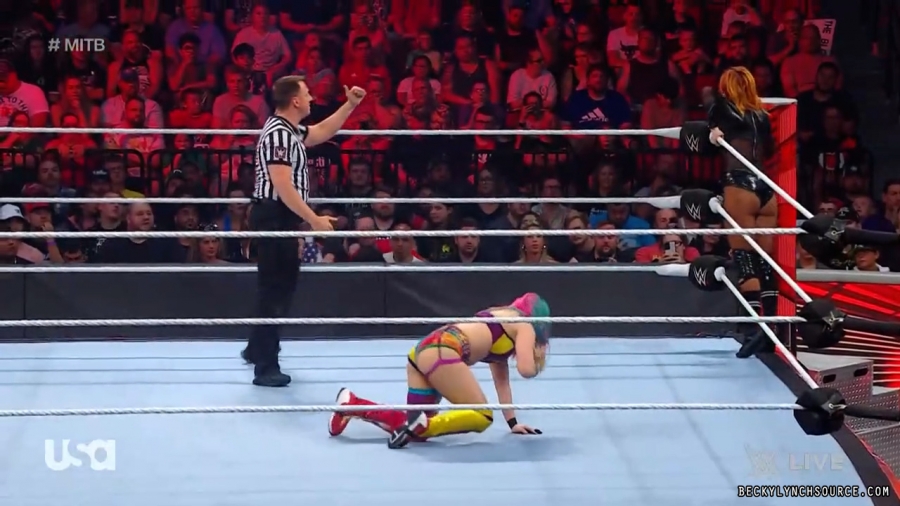 beckyraw20220620_00_24_12_15_Still1446.jpg