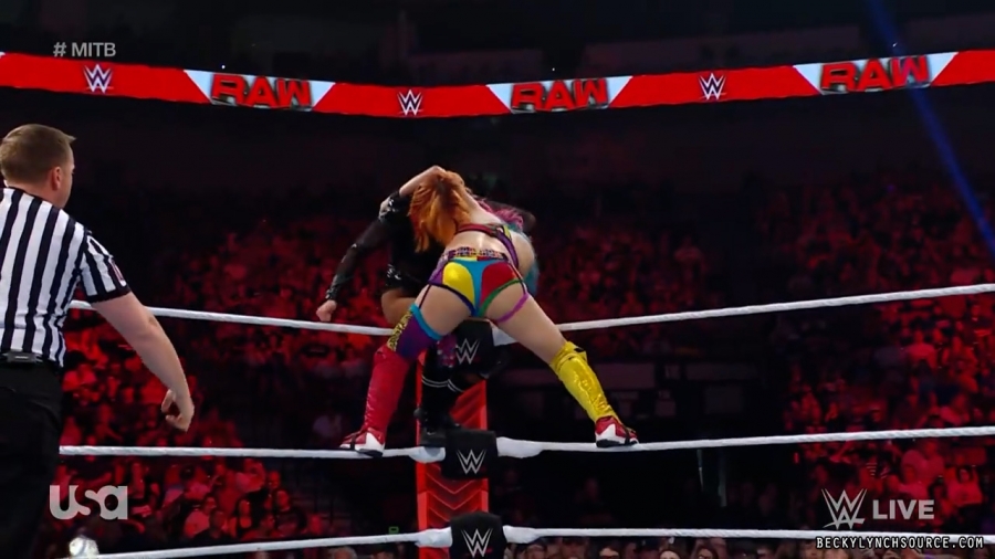 beckyraw20220620_00_24_34_00_Still1489.jpg