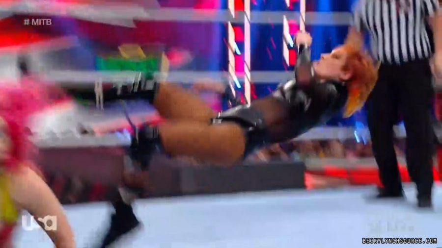 beckyraw20220620_00_24_46_00_Still1513.jpg