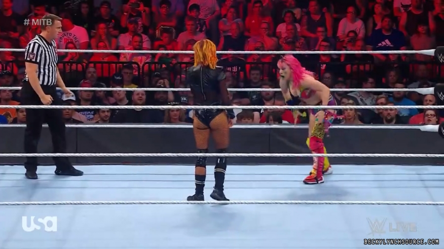 beckyraw20220620_00_25_07_15_Still1556.jpg