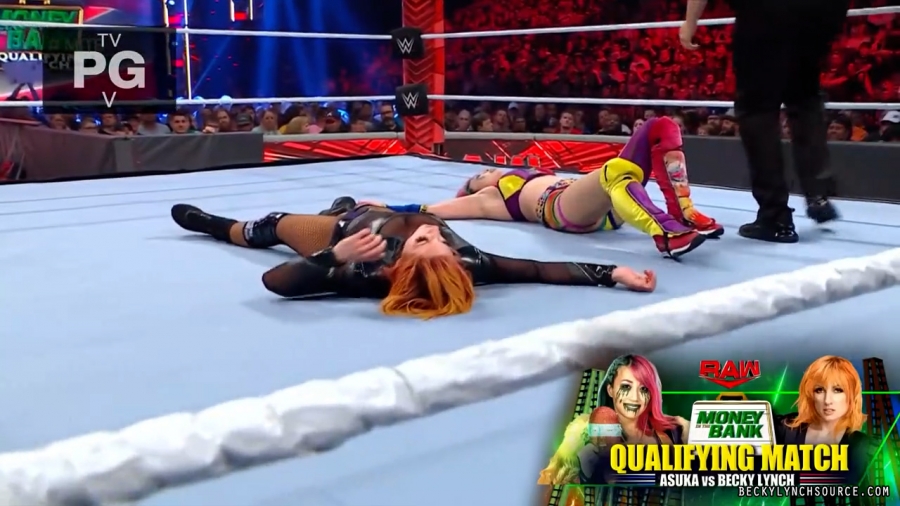beckyraw20220620_00_25_38_00_Still1605.jpg