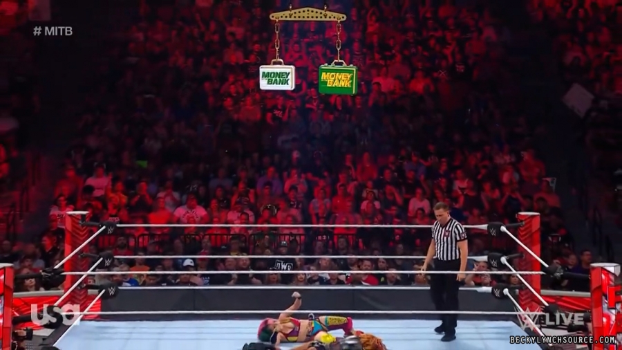 beckyraw20220620_00_25_47_15_Still1613.jpg