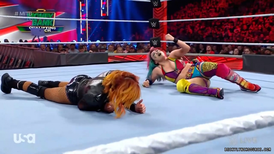 beckyraw20220620_00_25_49_15_Still1617.jpg