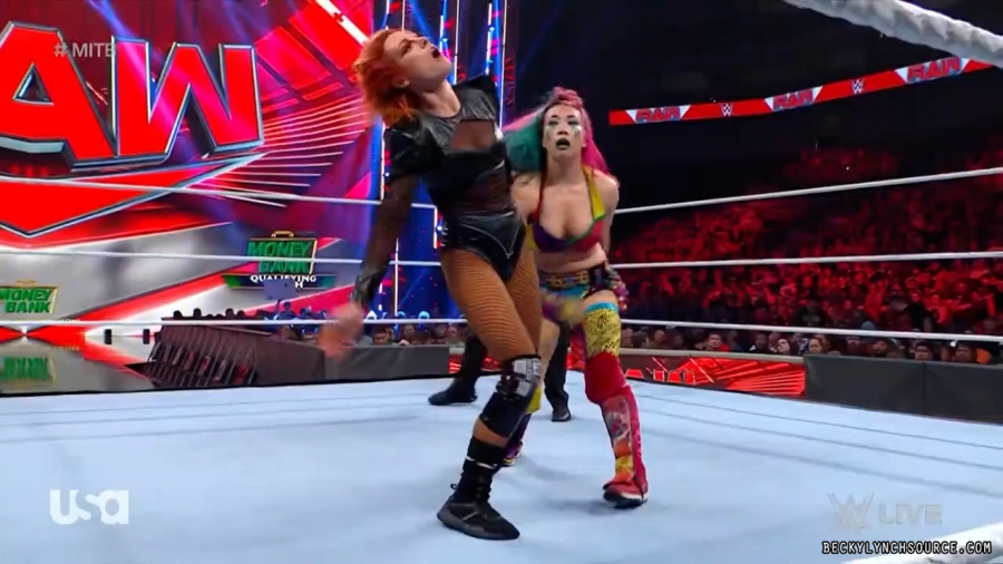 beckyraw20220620_00_25_57_15_Still1633.jpg
