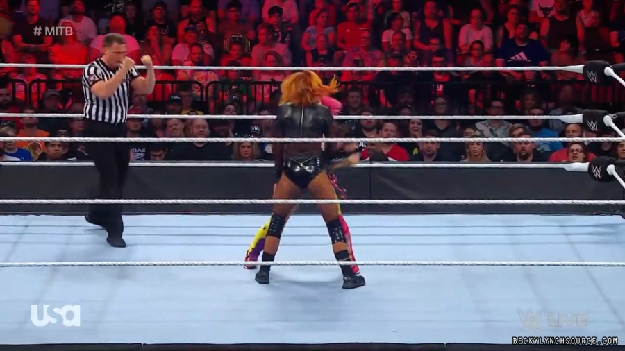 beckyraw20220620_00_26_02_15_Still1643.jpg