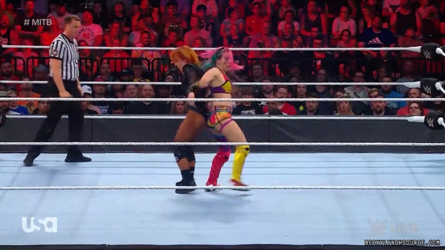 beckyraw20220620_00_26_05_15_Still1649.jpg