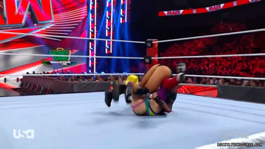 beckyraw20220620_00_26_08_00_Still1654.jpg