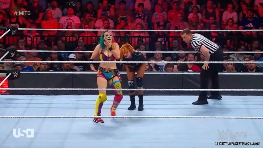 beckyraw20220620_00_26_14_00_Still1665.jpg