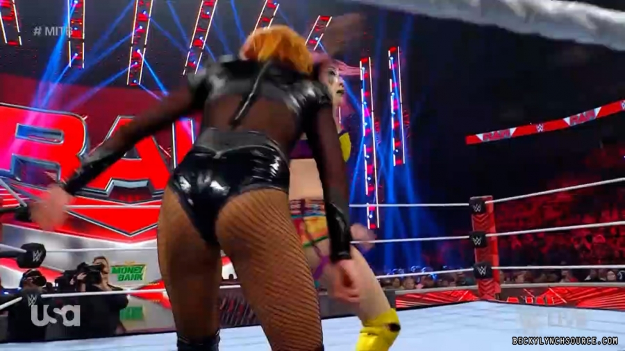 beckyraw20220620_00_26_34_15_Still1691.jpg