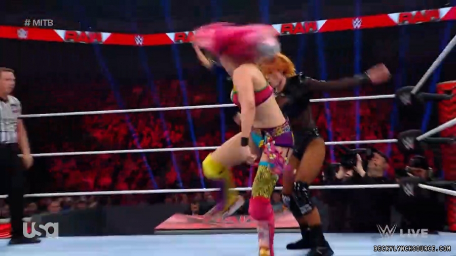 beckyraw20220620_00_26_36_15_Still1695.jpg