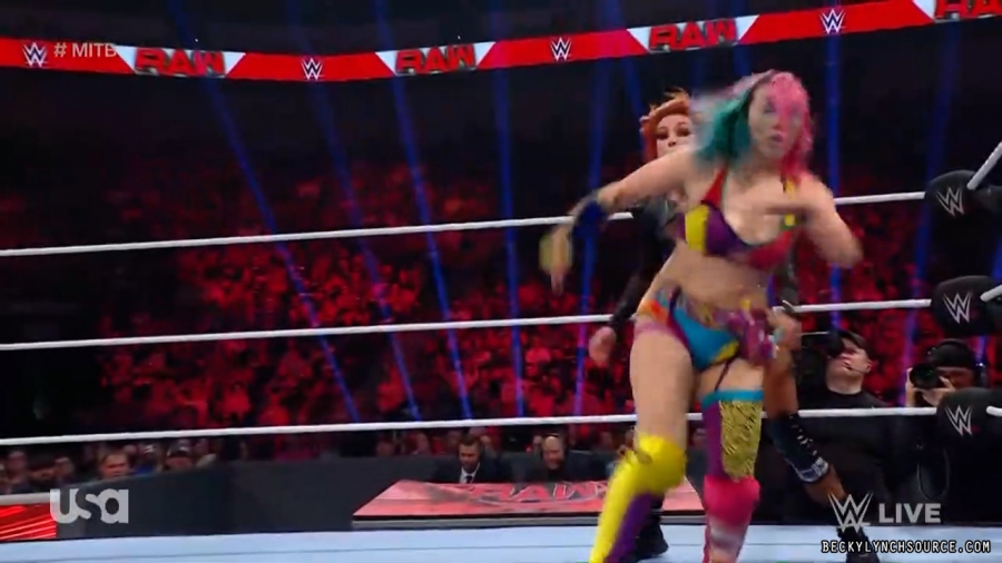 beckyraw20220620_00_26_39_15_Still1701.jpg
