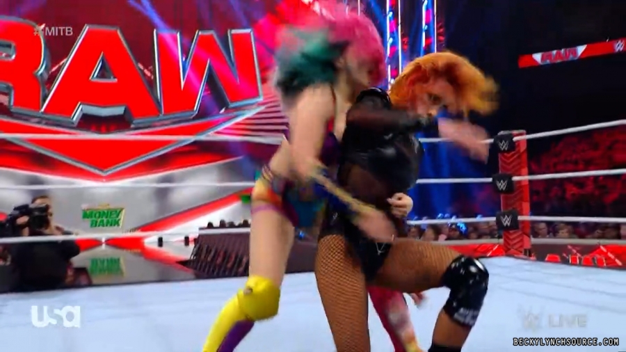 beckyraw20220620_00_26_42_15_Still1707.jpg