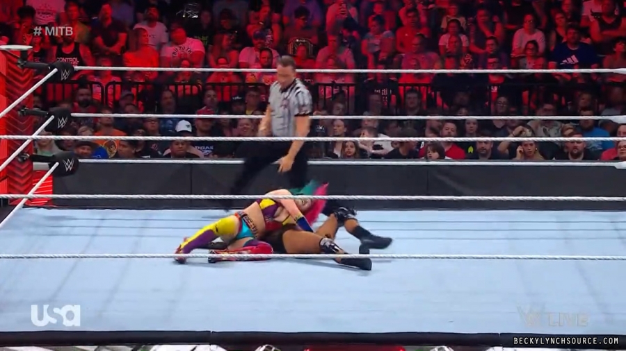 beckyraw20220620_00_26_55_15_Still1726.jpg