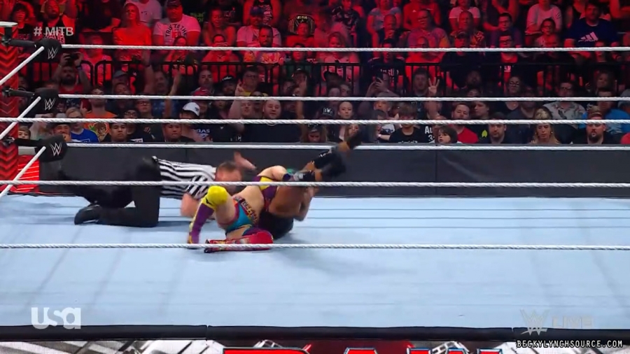 beckyraw20220620_00_26_58_00_Still1731.jpg