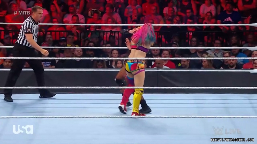 beckyraw20220620_00_27_18_00_Still1759.jpg