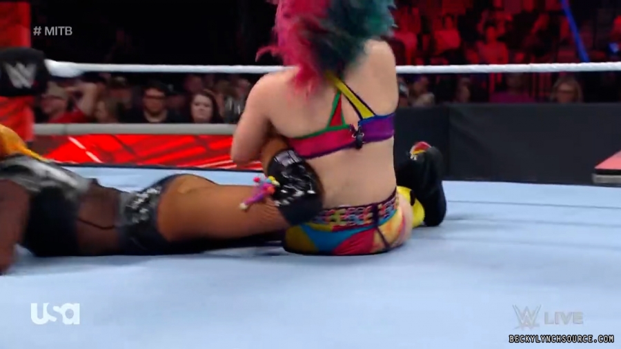 beckyraw20220620_00_27_32_00_Still1787.jpg