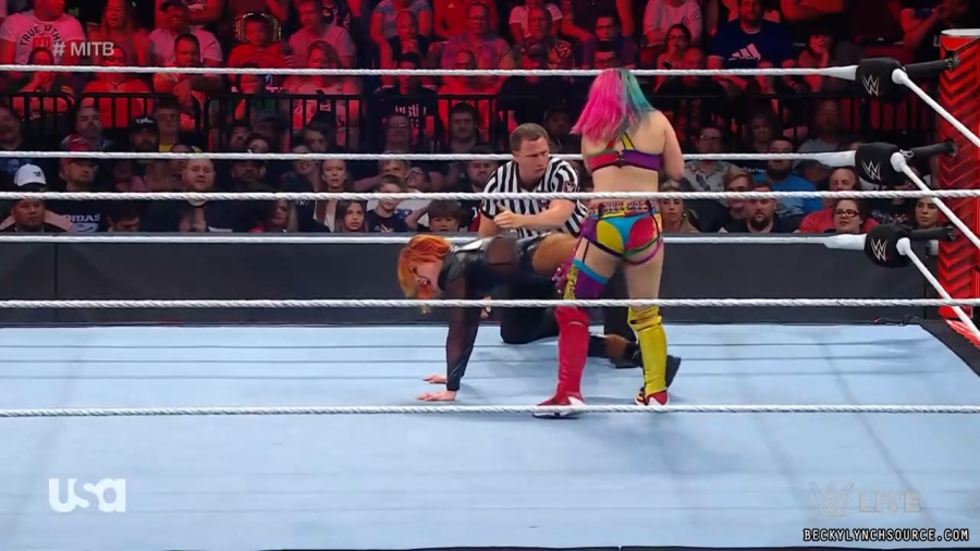 beckyraw20220620_00_27_38_00_Still1799.jpg