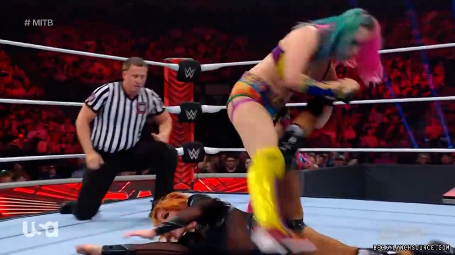 beckyraw20220620_00_27_39_15_Still1802.jpg
