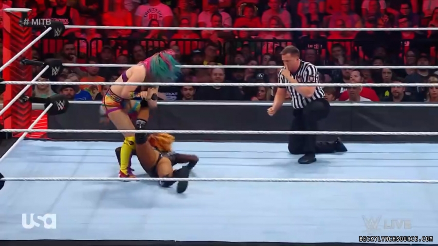 beckyraw20220620_00_27_44_15_Still1812.jpg